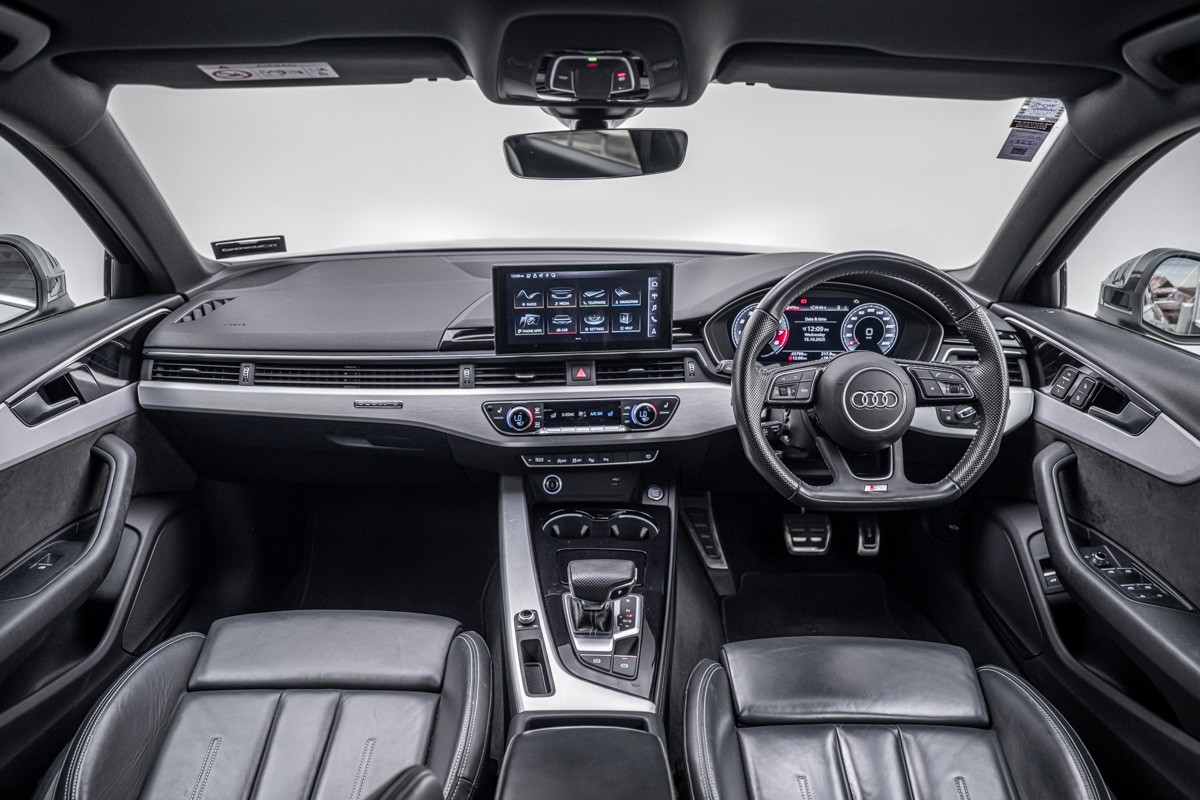 Audi A4 AVANT 2.0 TFSI QUATTRO S-LINE