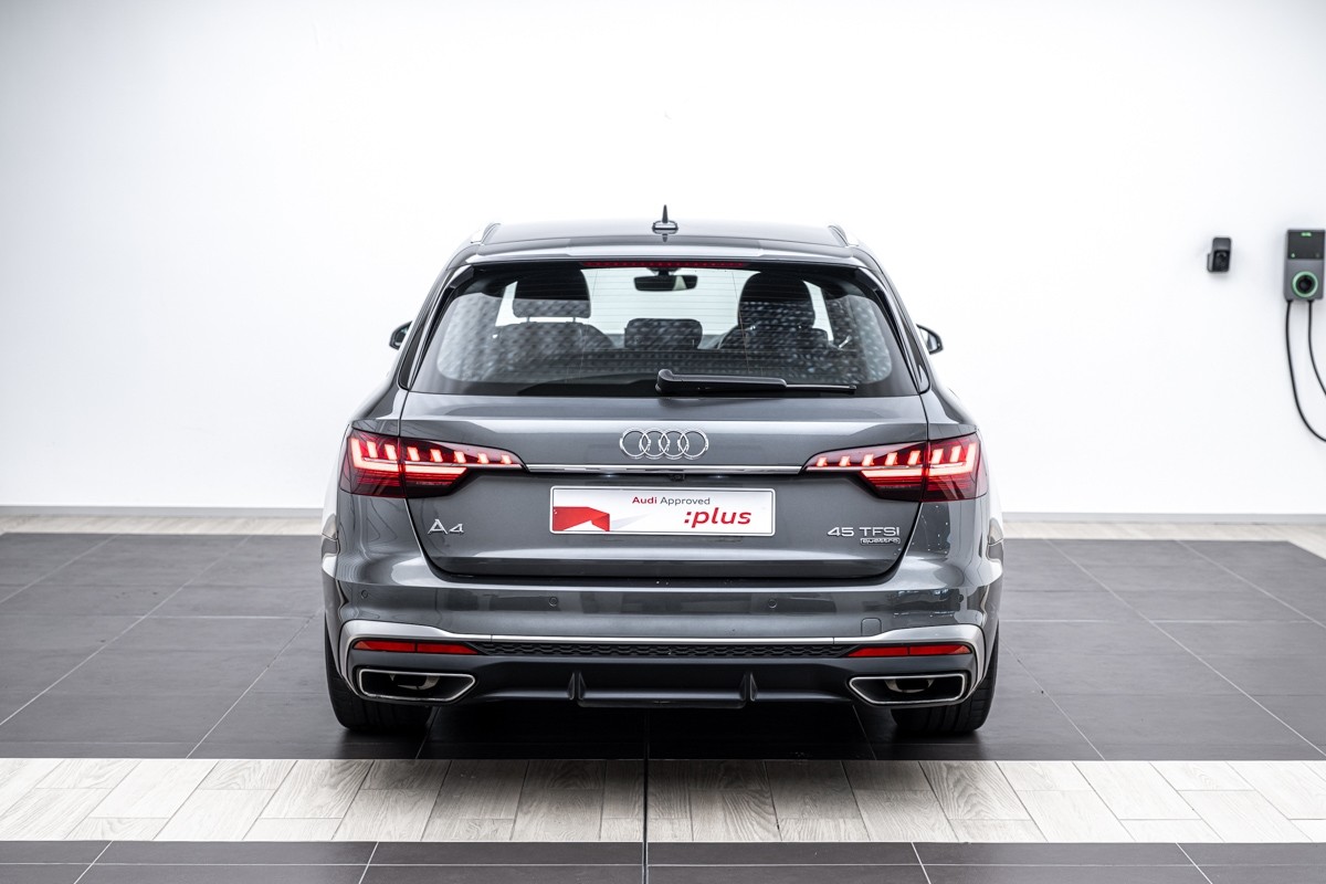 Audi A4 AVANT 2.0 TFSI QUATTRO S-LINE