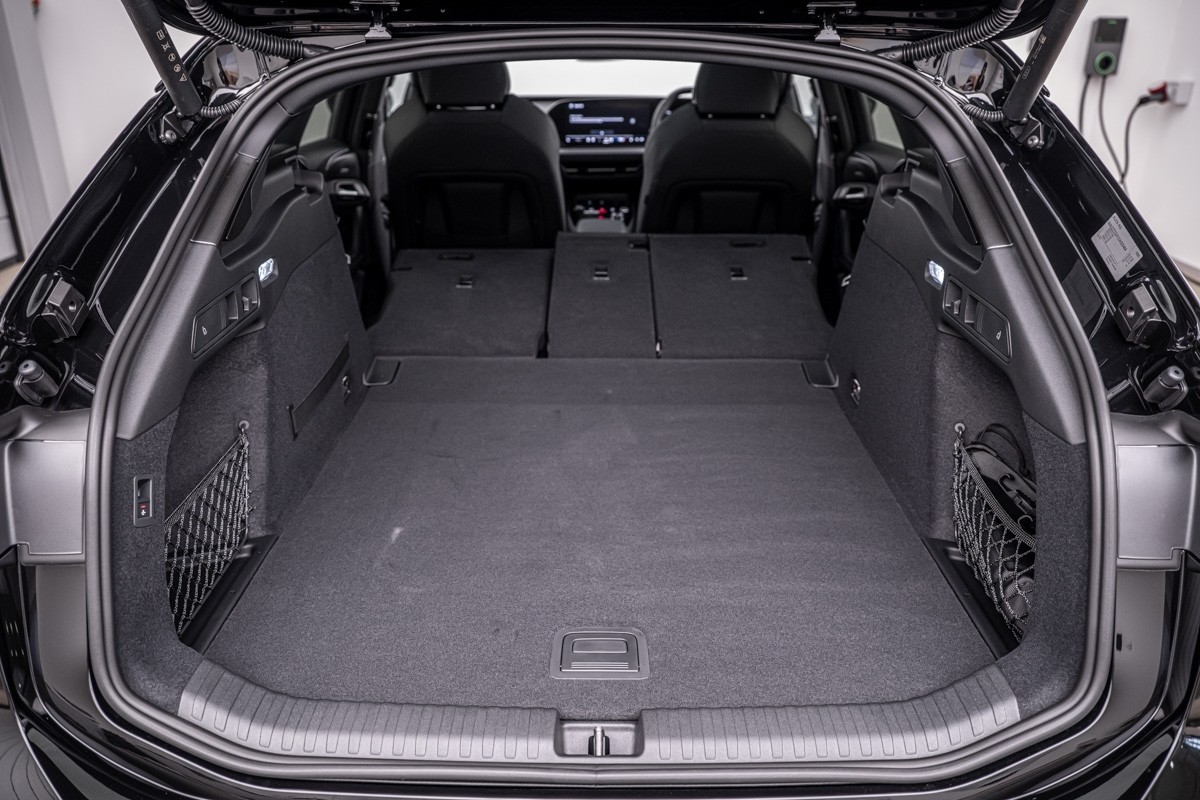 Audi A6 AVANT E-TRON S LINE QUATTRO