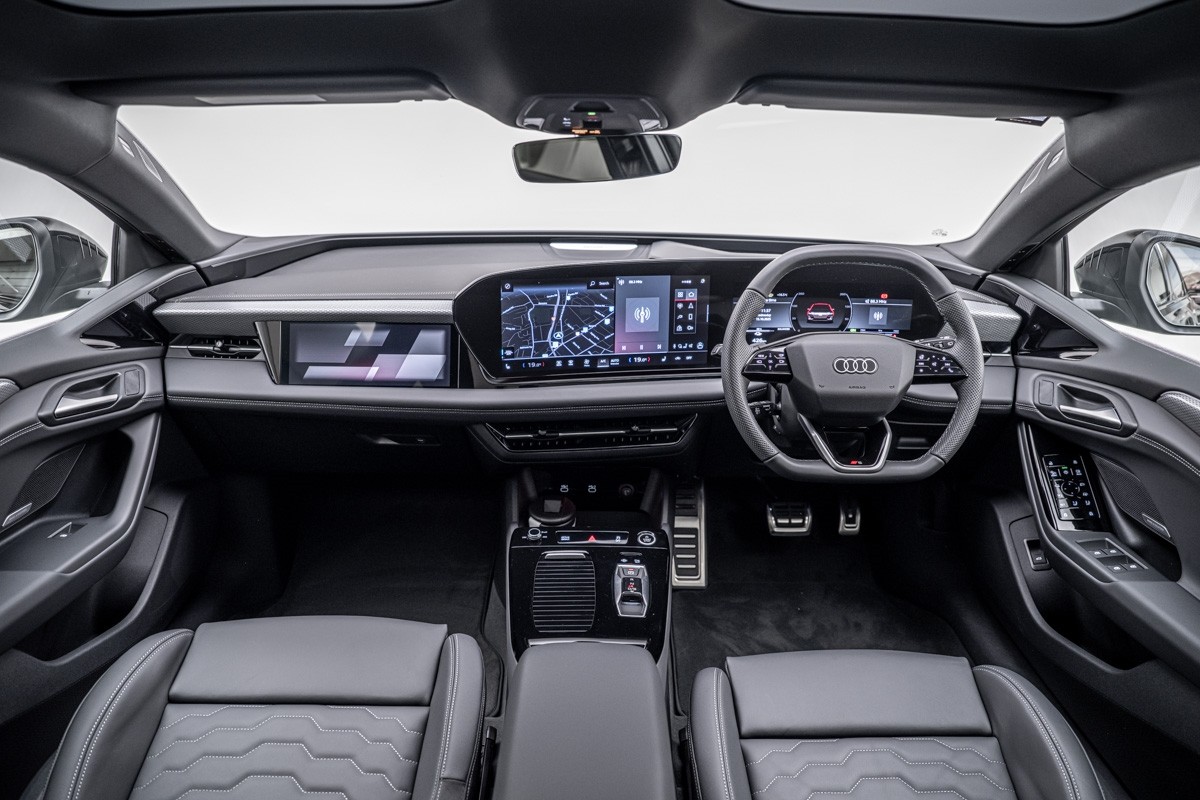 Audi A6 AVANT E-TRON S LINE QUATTRO