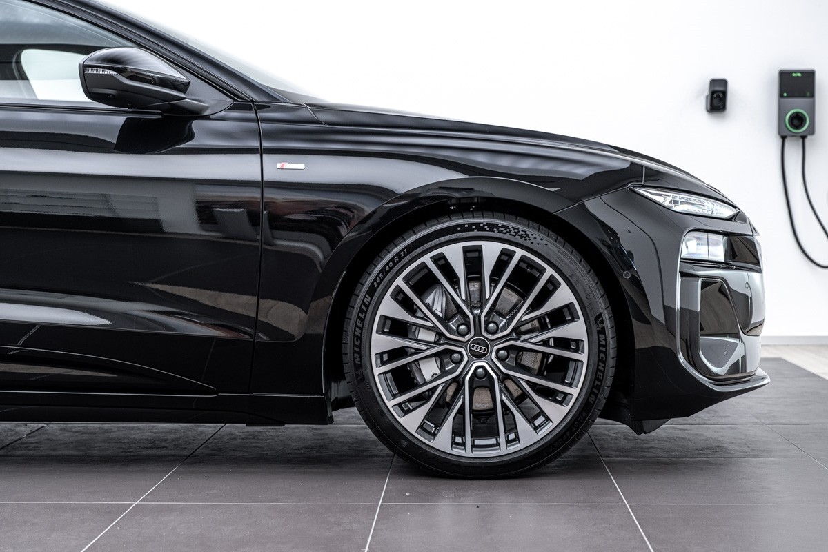 Audi A6 AVANT E-TRON S LINE QUATTRO