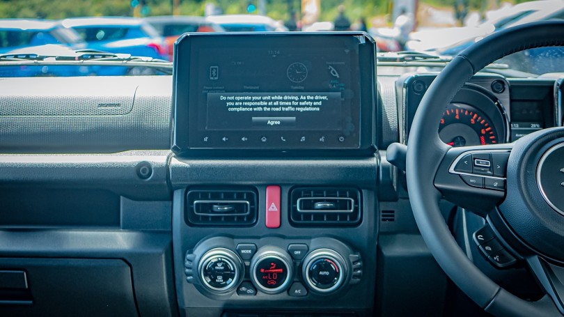 2025 Suzuki Jimny 15