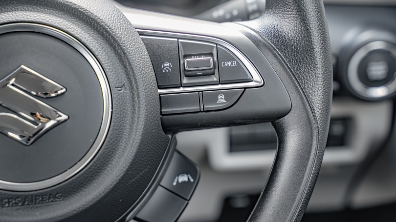 2025 Suzuki Swift 14