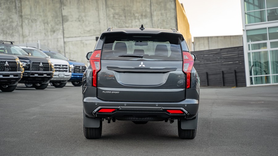 2025 Mitsubishi Pajero Sport 4