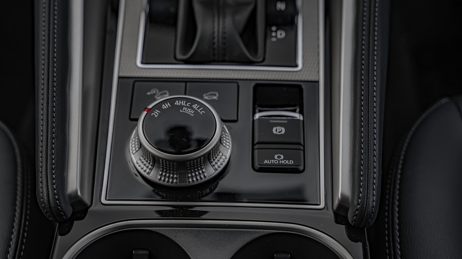 2025 Mitsubishi Pajero Sport 16