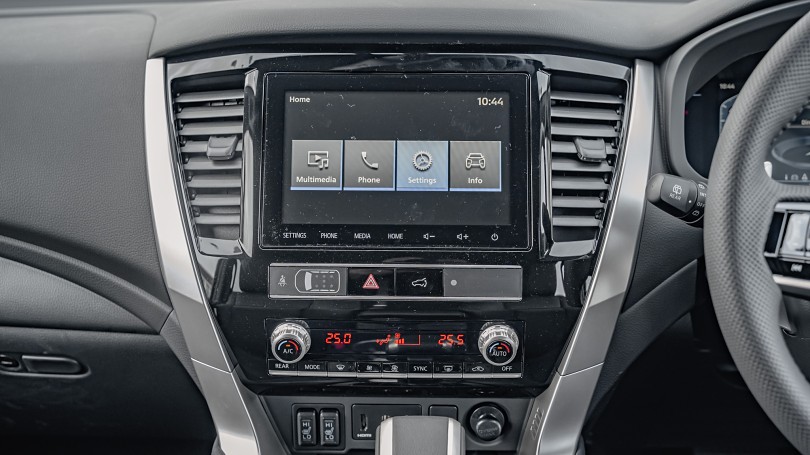 2025 Mitsubishi Pajero Sport 13