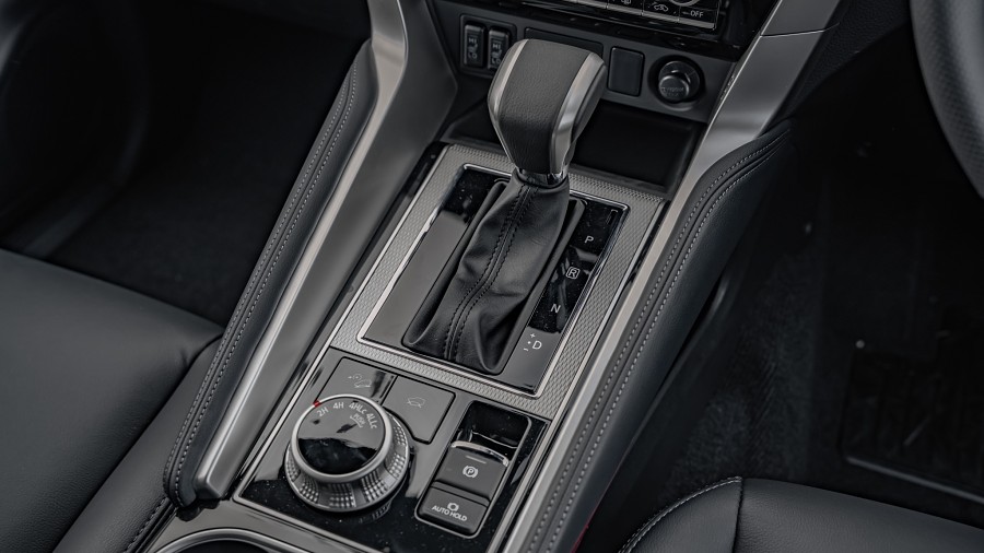 2025 Mitsubishi Pajero Sport 10