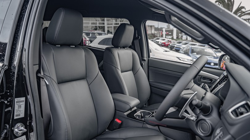 2025 Mitsubishi Pajero Sport 5