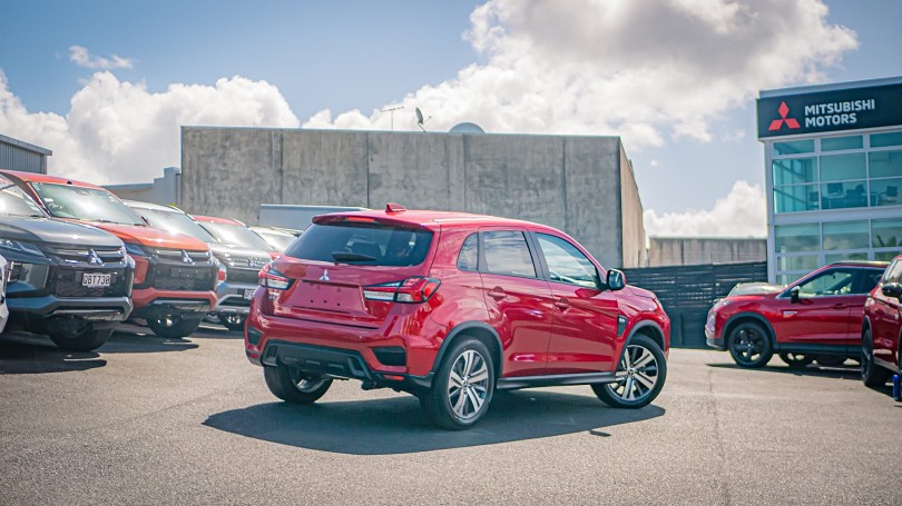 2025 Mitsubishi ASX 2