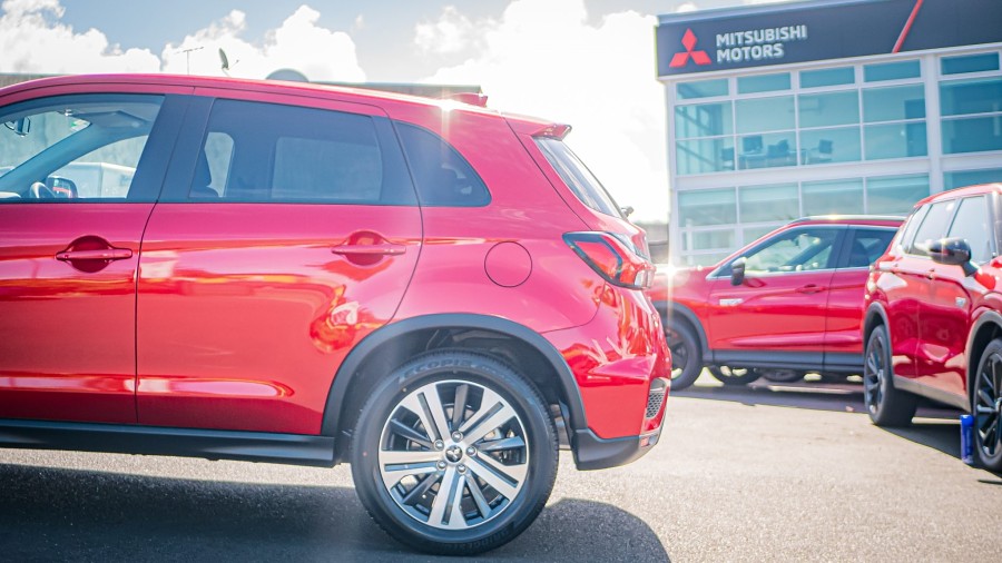 2025 Mitsubishi ASX 7