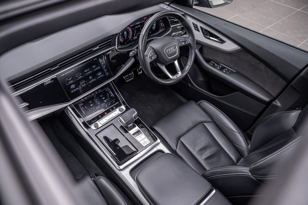 Audi Q8 55 TFSI QUATTRO