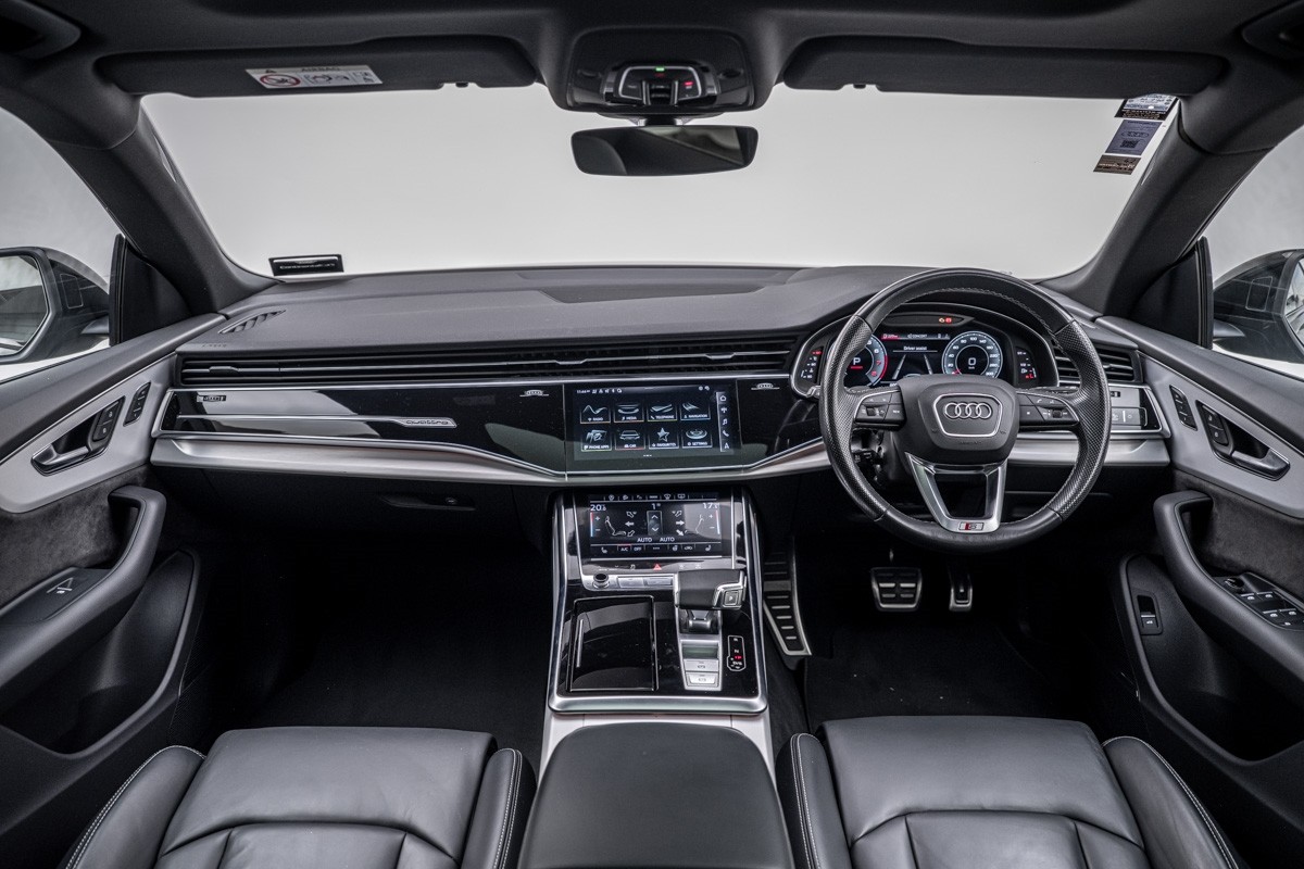 Audi Q8 55 TFSI QUATTRO