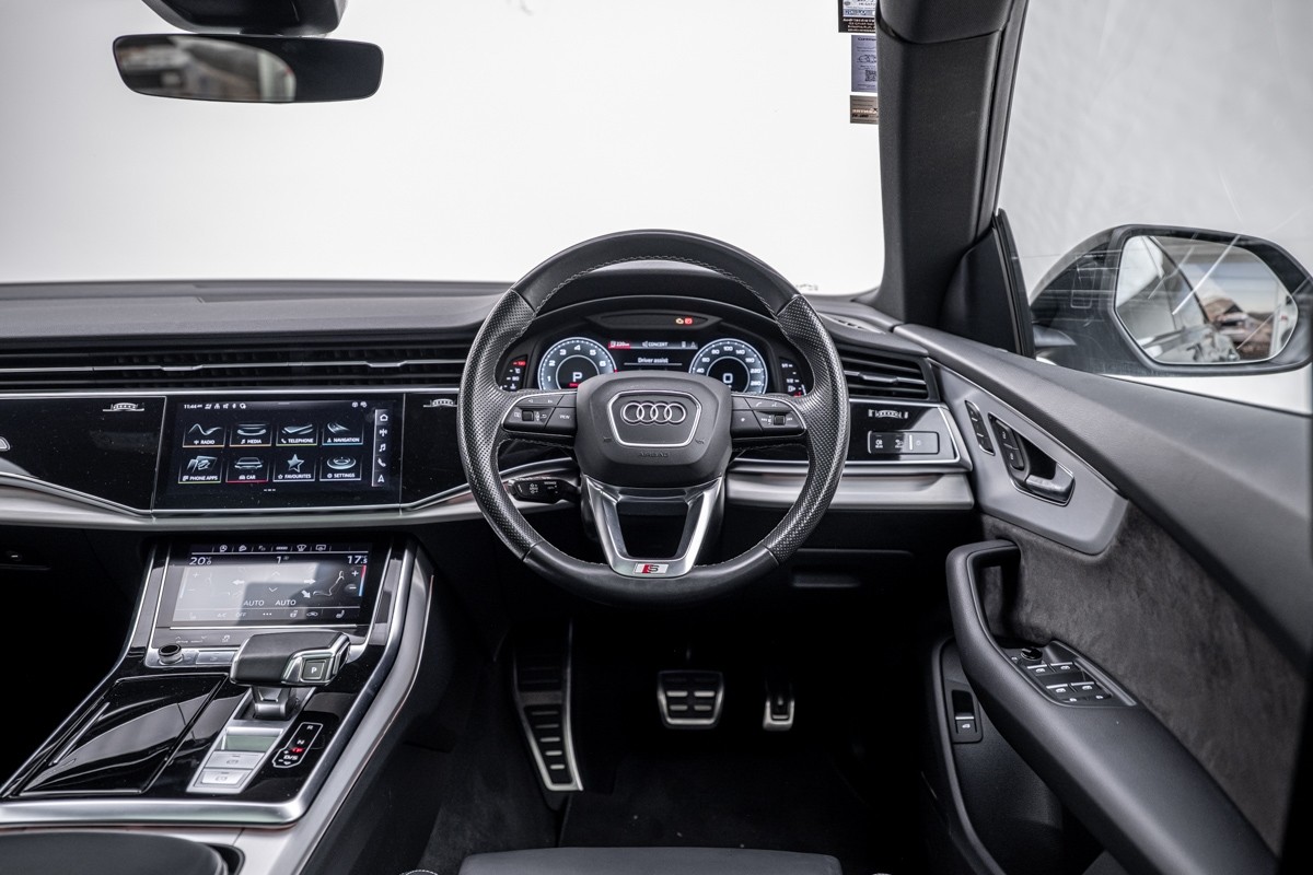Audi Q8 55 TFSI QUATTRO