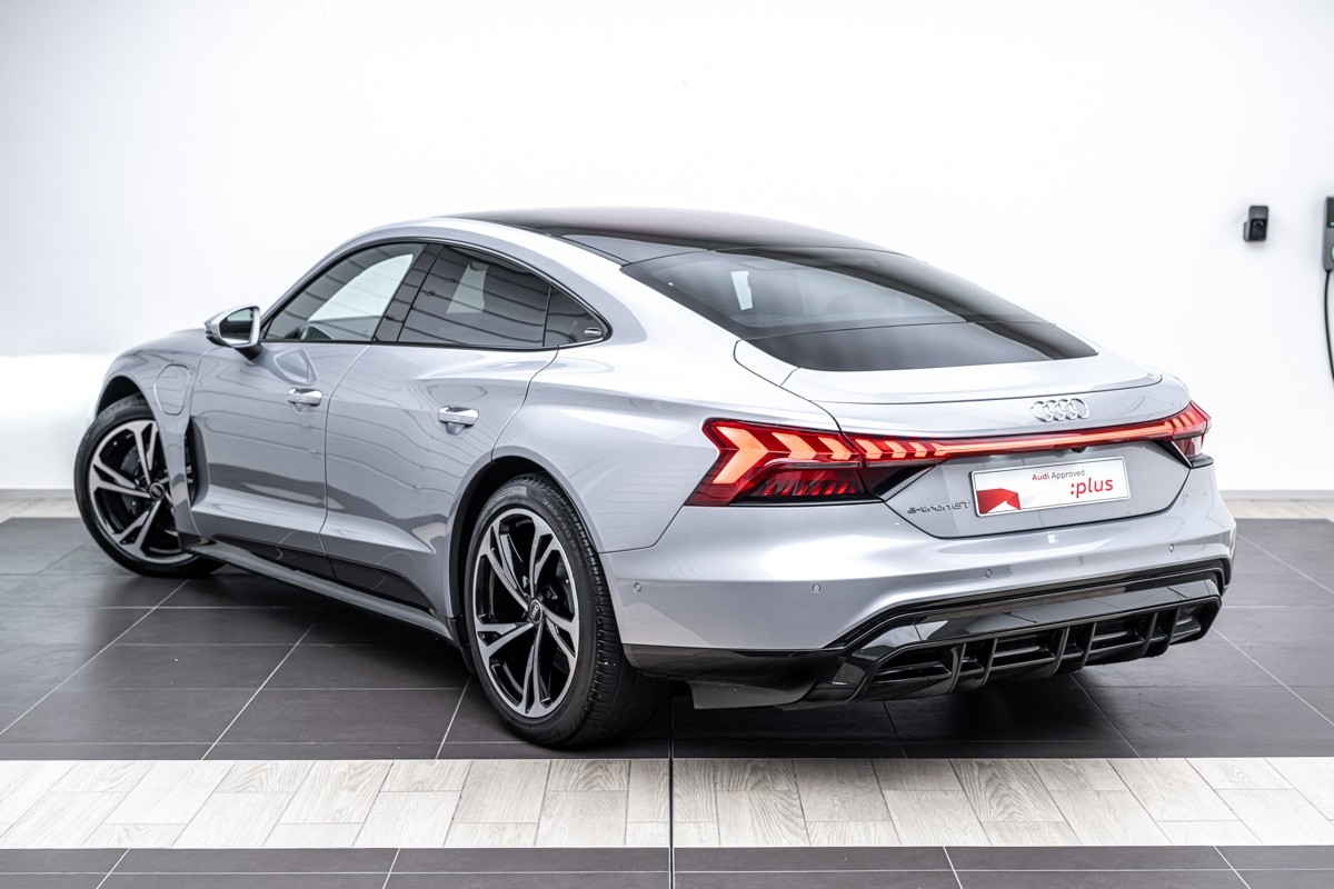 Audi e-tron GT QUATTRO