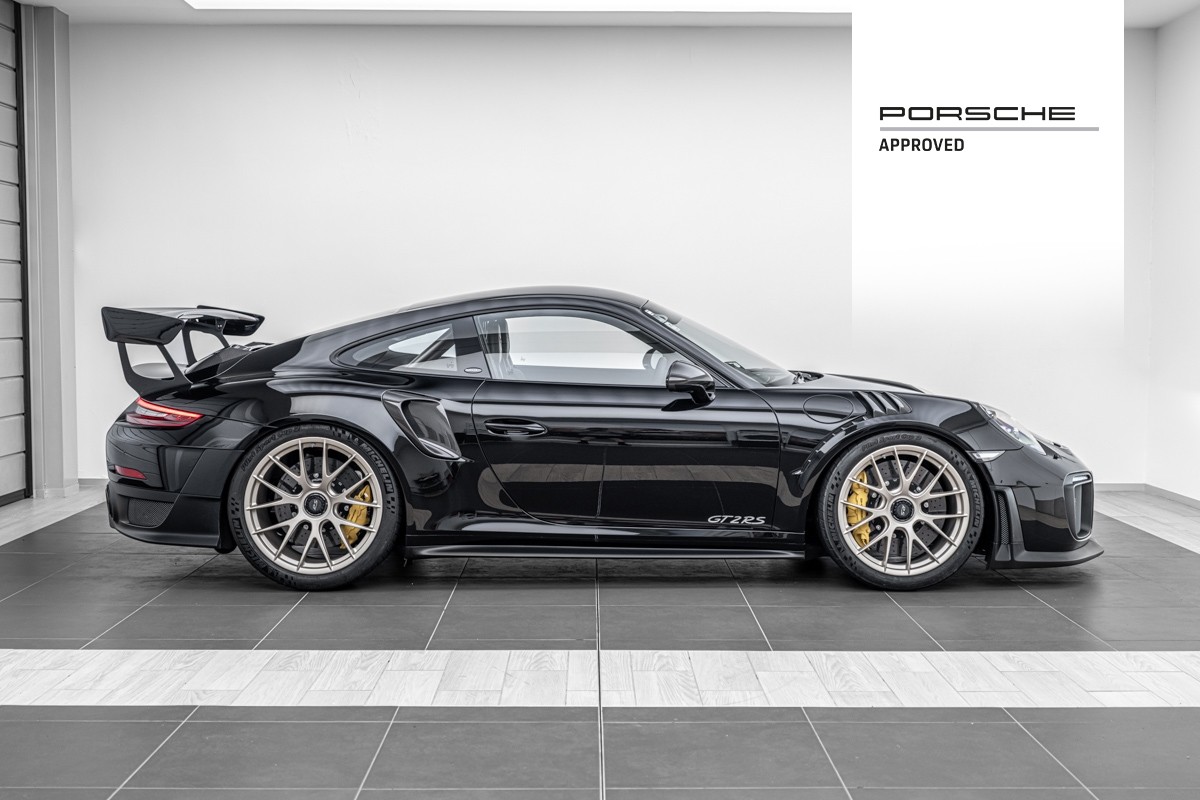 Porsche 911 GT2 RS (991.2)