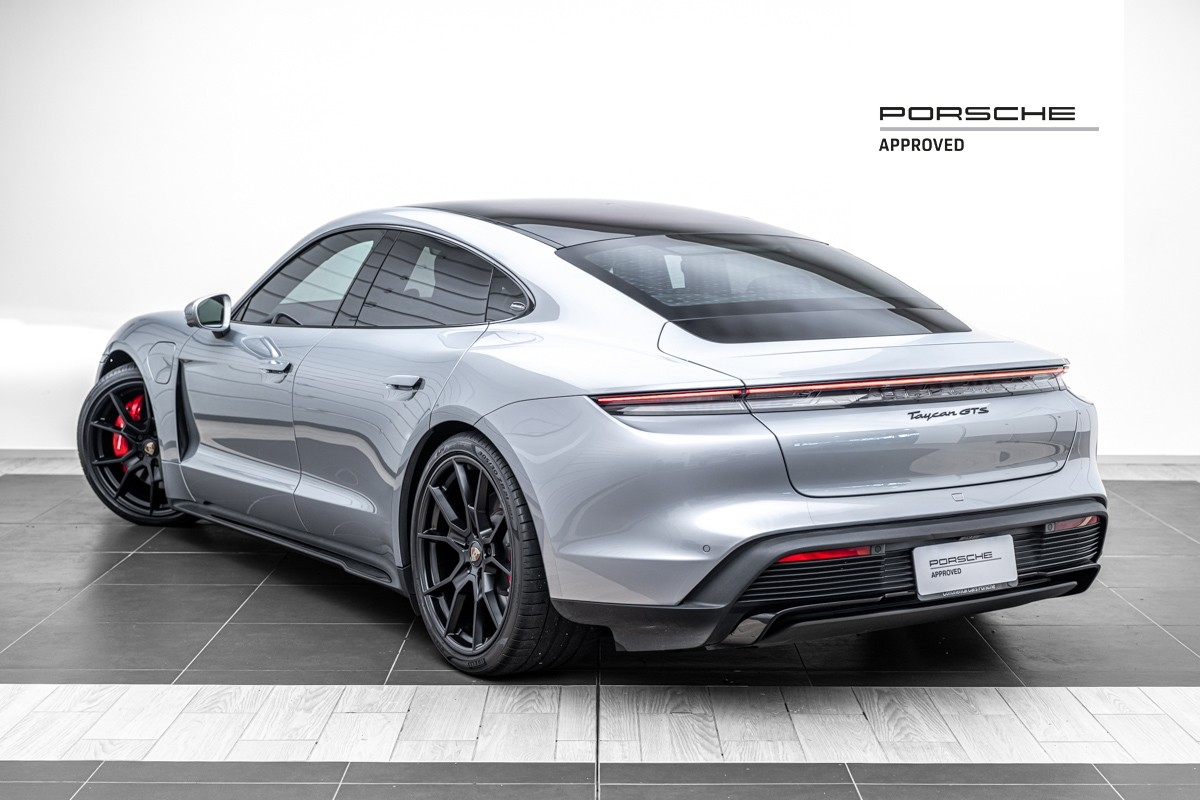 Porsche Taycan GTS (J1)