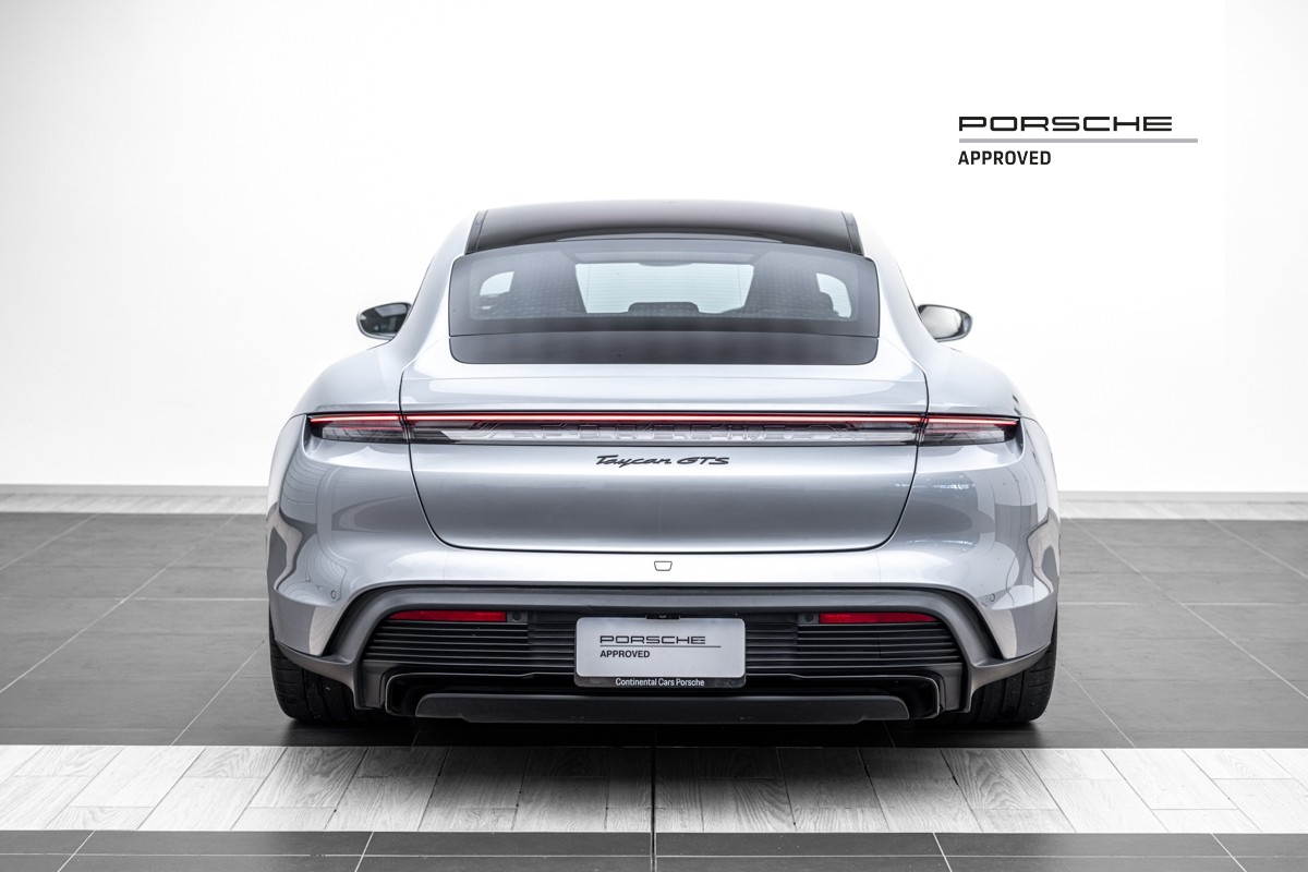 Porsche Taycan GTS (J1)