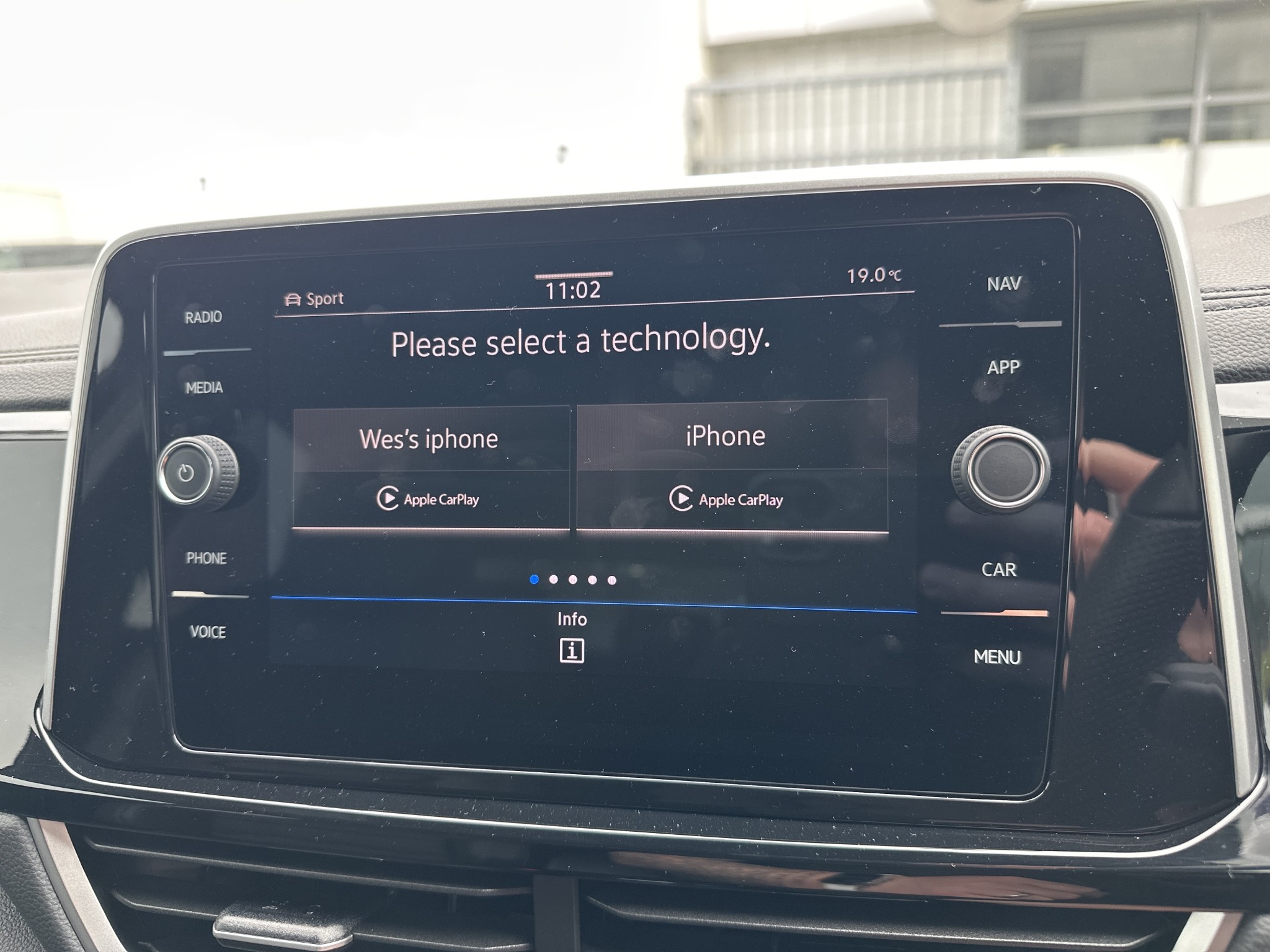 Volkswagen T-Roc 2WD R-LINE