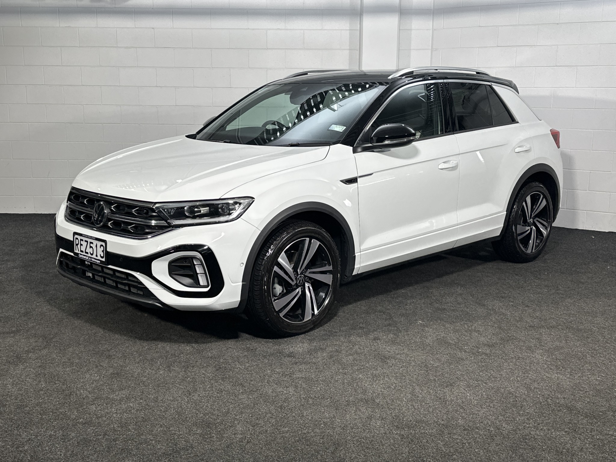 Volkswagen T-Roc 2WD R-LINE