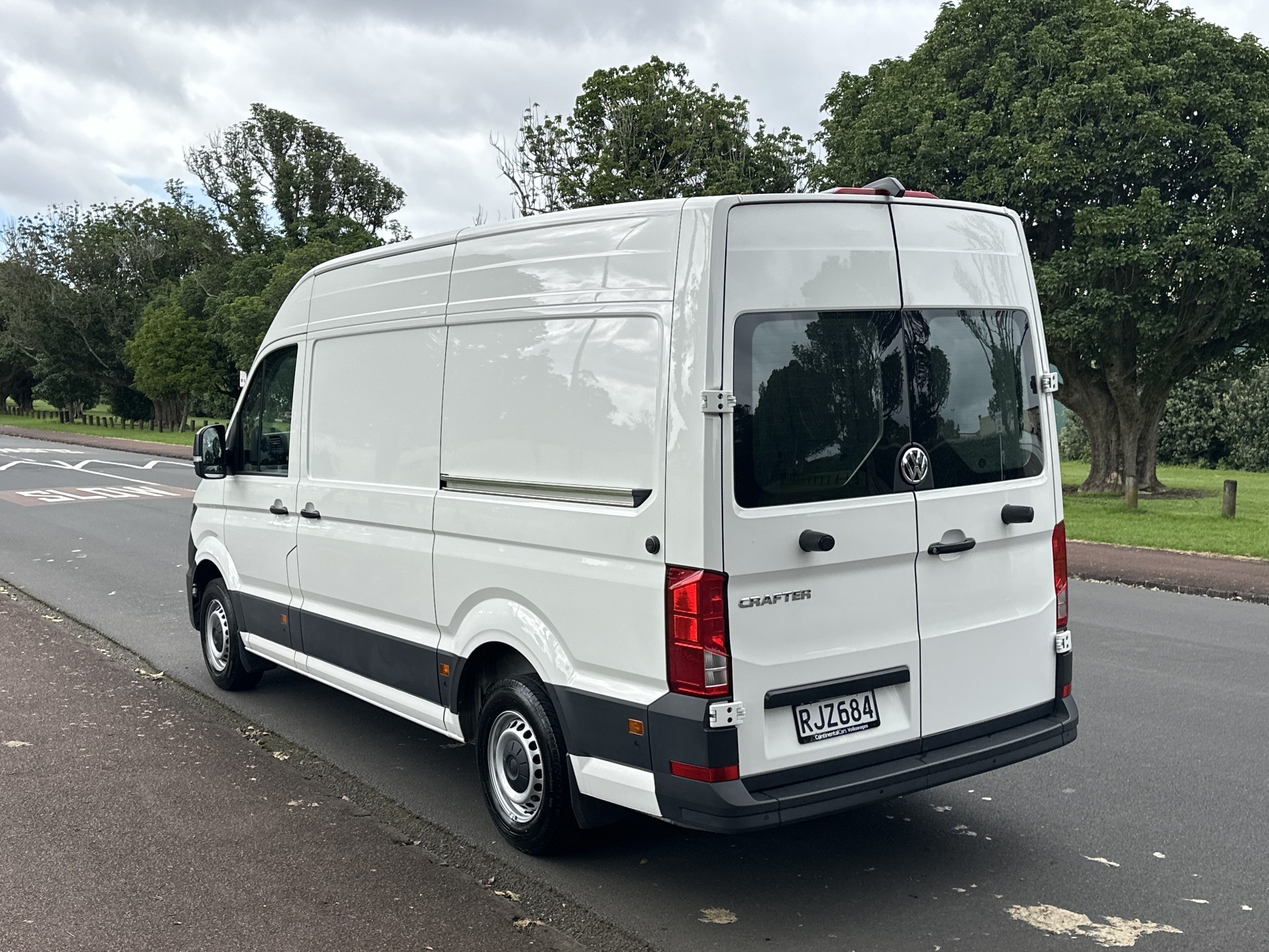 Volkswagen Crafter 35 103KW MWB AUTO