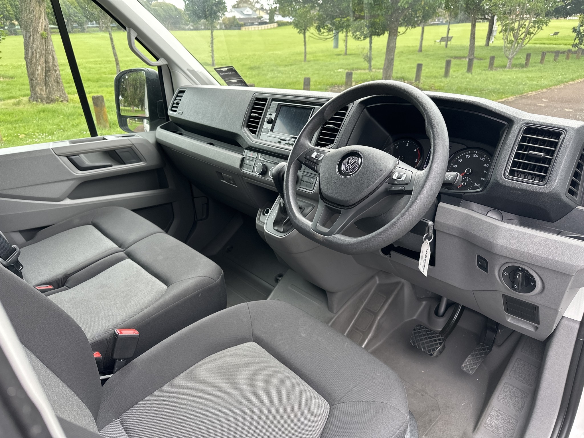 Volkswagen Crafter 35 103KW MWB AUTO