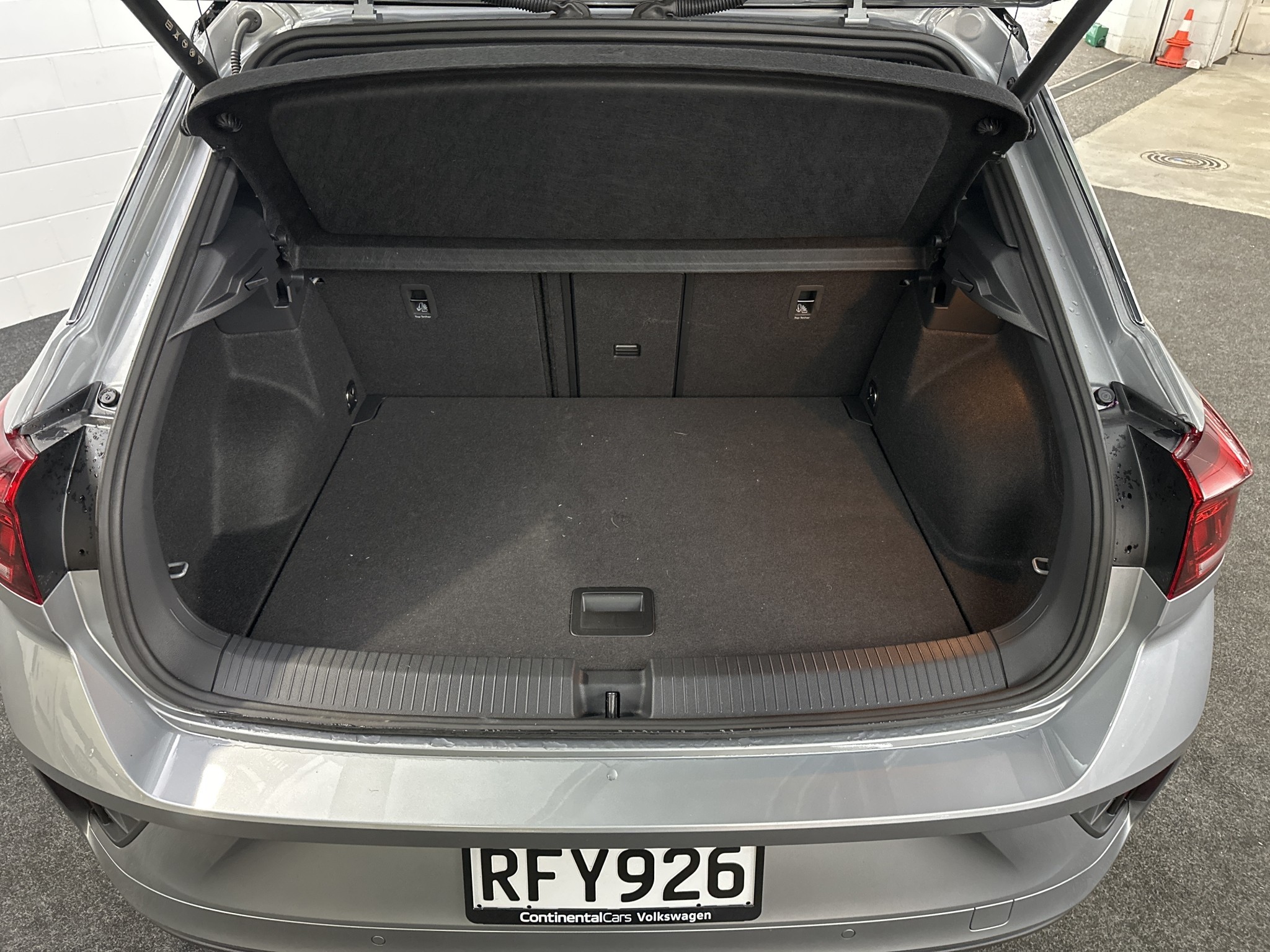 Volkswagen T-Roc 2WD R-LINE