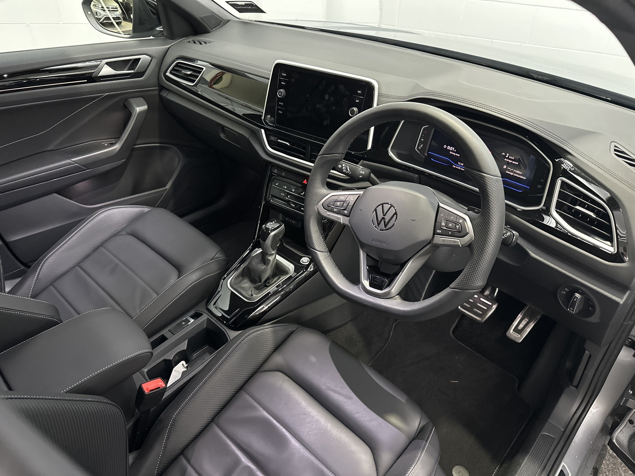 Volkswagen T-Roc 2WD R-LINE