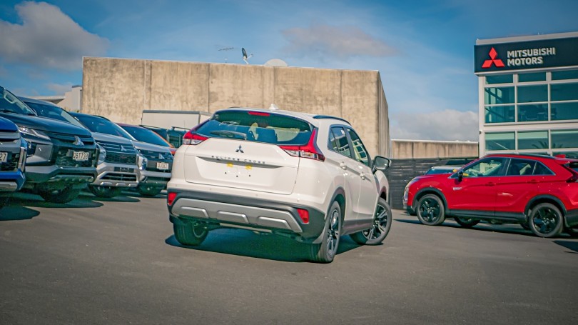 2025 Mitsubishi Eclipse Cross 2