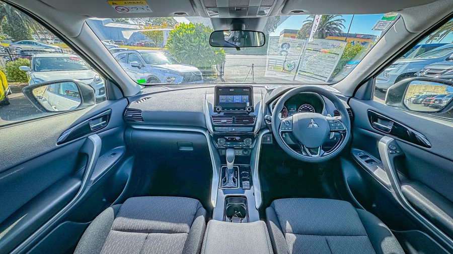 2025 Mitsubishi Eclipse Cross 10