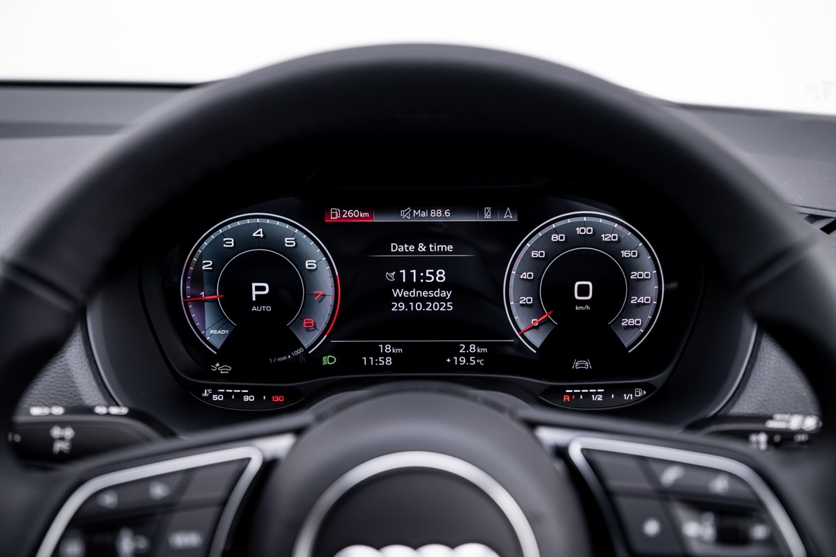 Audi Q2 35 TFSI S TRONIC 110 KW