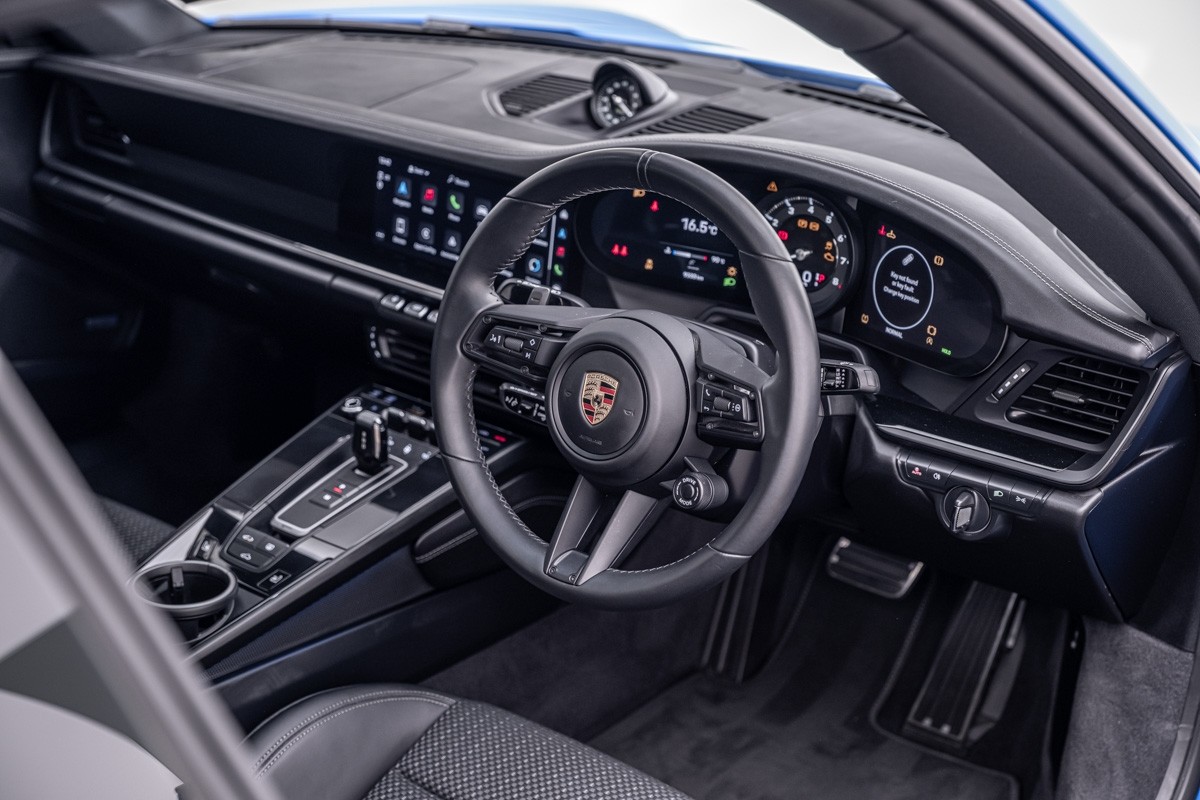 Porsche 911 Carrera T Coupe (992)