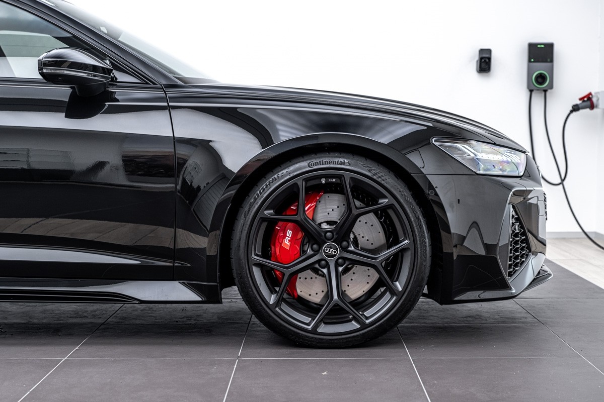 Audi RS6 PERFORMANCE