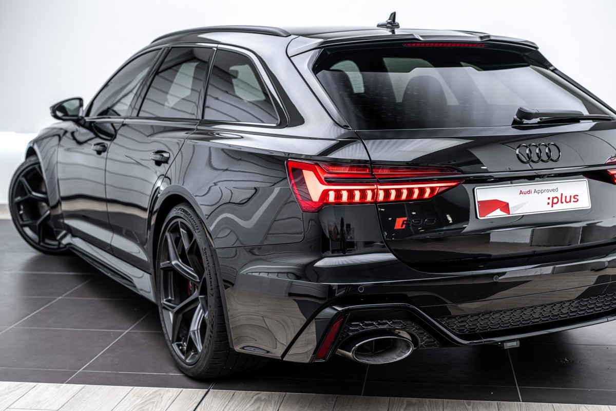 Audi RS6 PERFORMANCE