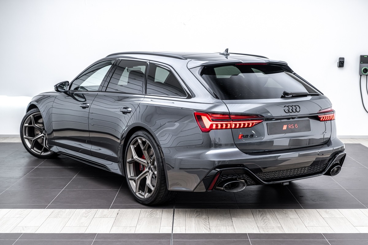 Audi RS6 RS 6 AVANT PERFORMANCE TFSI