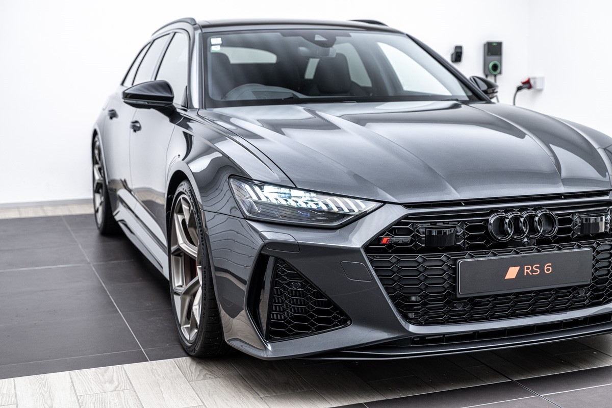 Audi RS6 RS 6 AVANT PERFORMANCE TFSI
