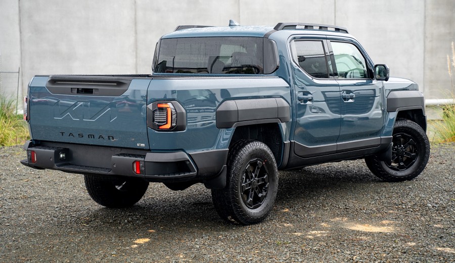 2025 Kia Tasman 2