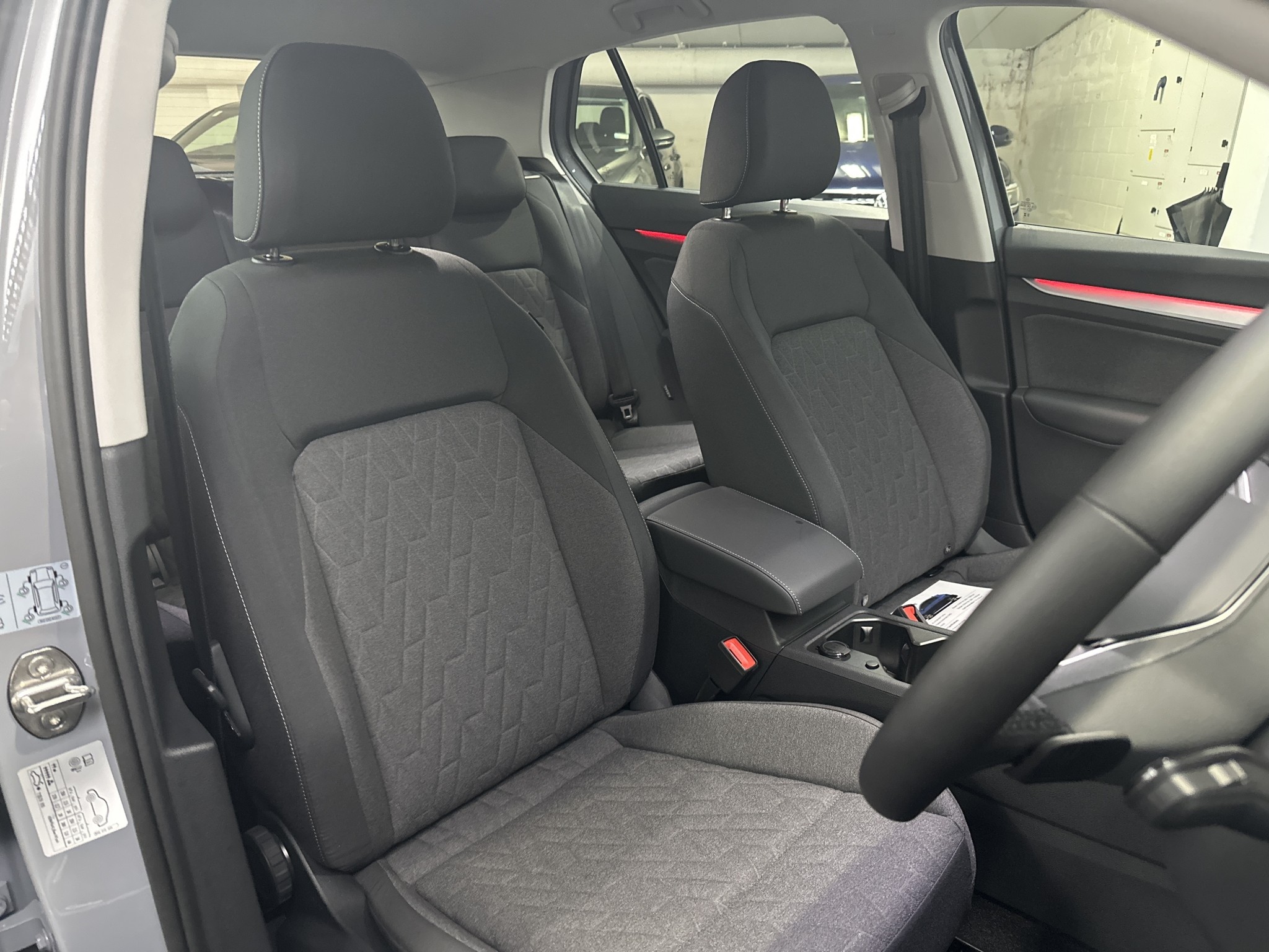 Volkswagen Golf 8.5 LIFE