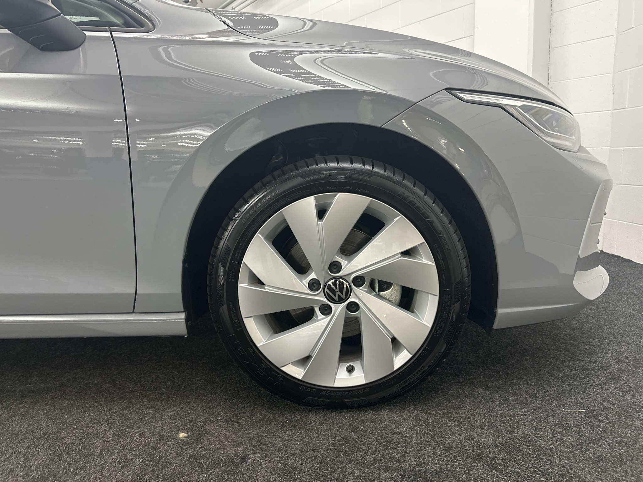 Volkswagen Golf 8.5 LIFE