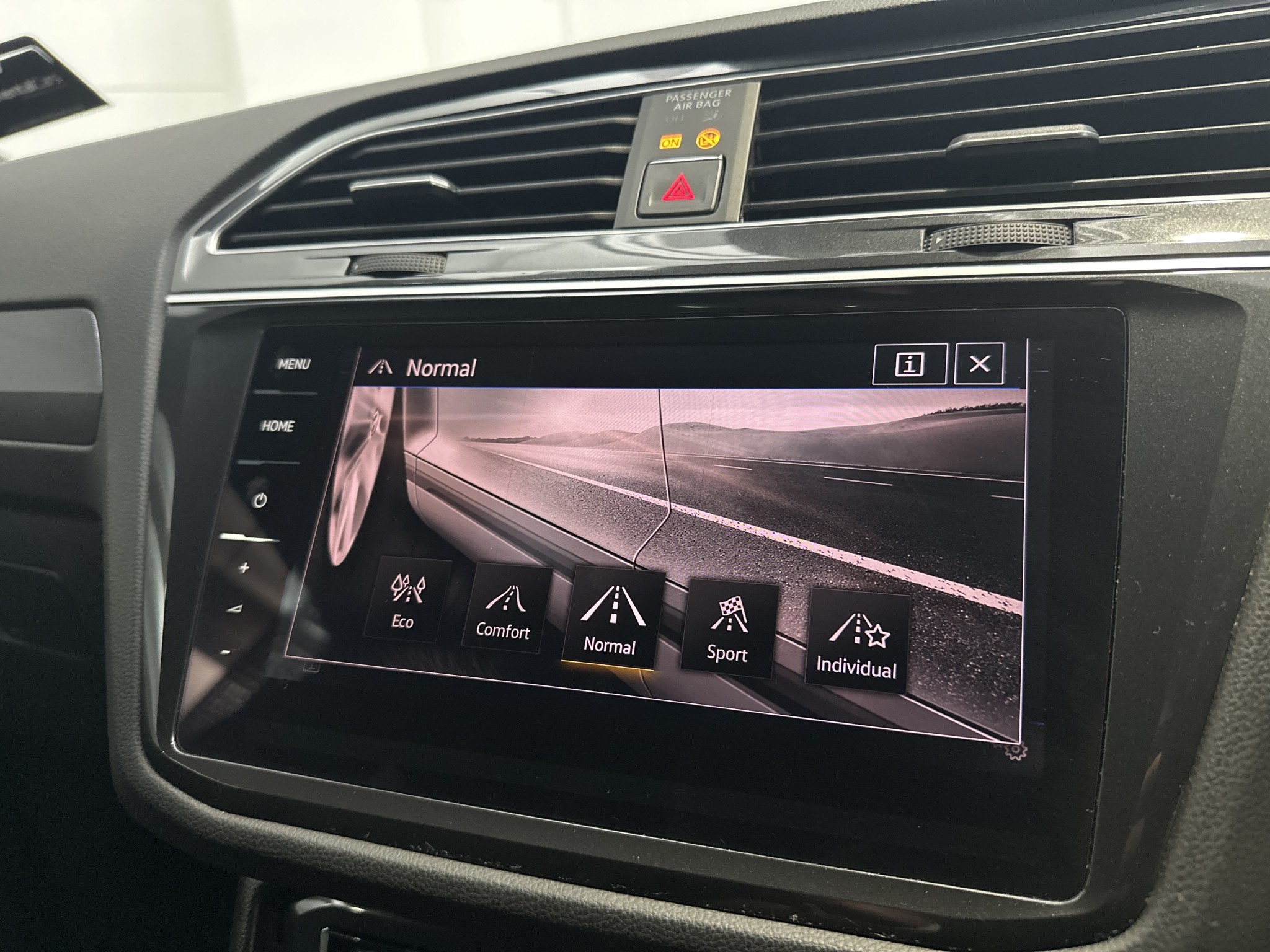 Volkswagen Tiguan TSI R-LINE 4MOTION