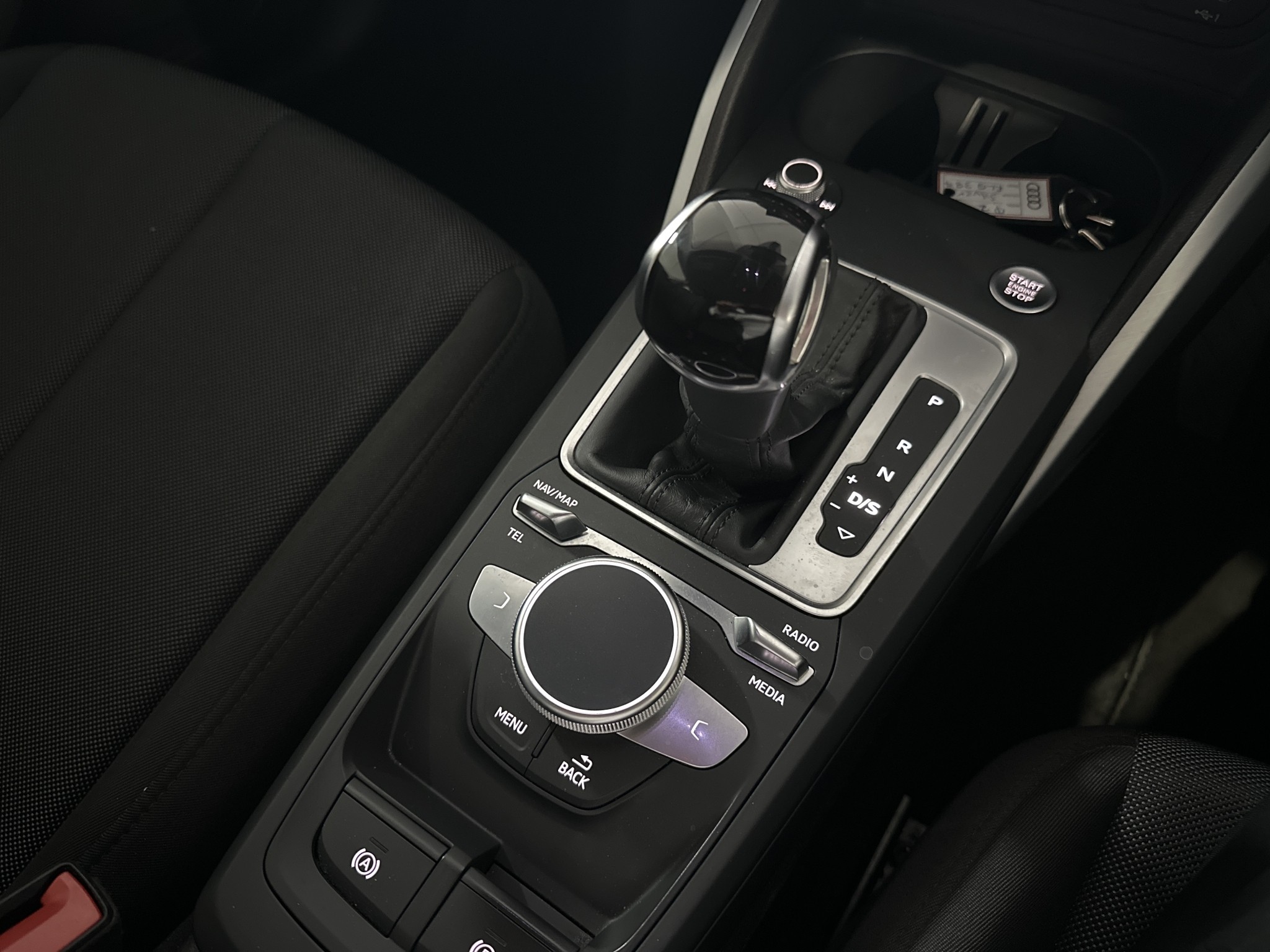 Audi Q2 35 TFSI S TRONIC