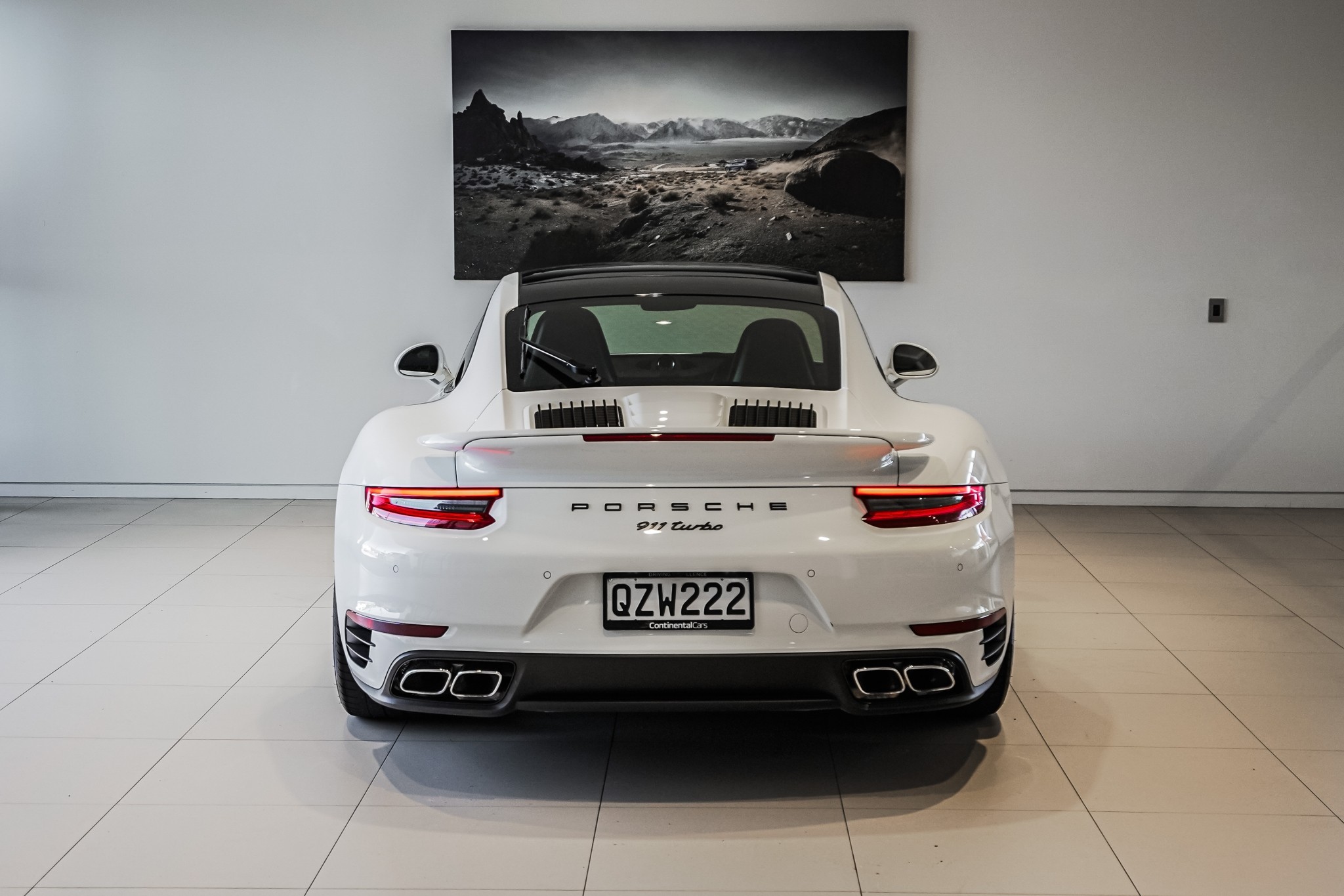 Porsche 911 Turbo 3.8P/4Wd/7Am