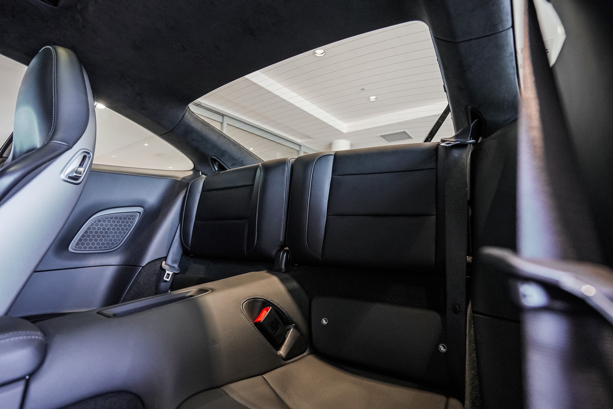 Porsche 911 Turbo 3.8P/4Wd/7Am