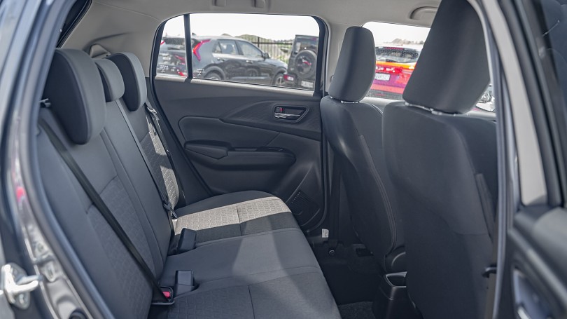 2025 Suzuki Swift 16