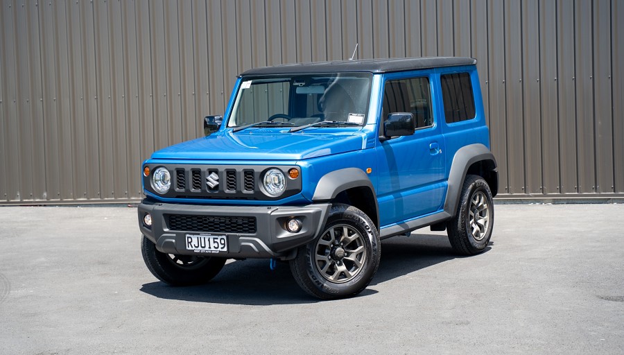 2025 Suzuki Jimny 1