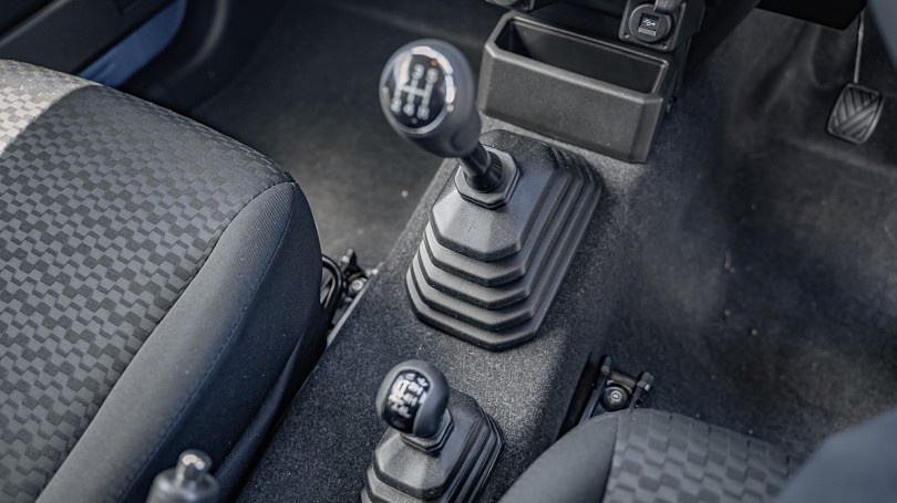 2025 Suzuki Jimny 17