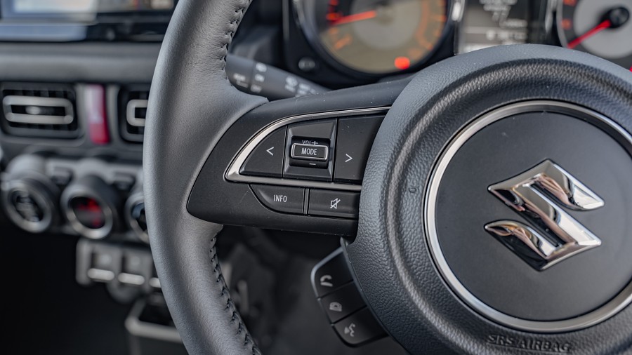 2025 Suzuki Jimny 13