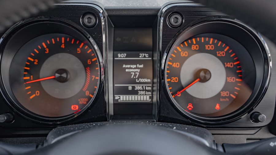 2025 Suzuki Jimny 12