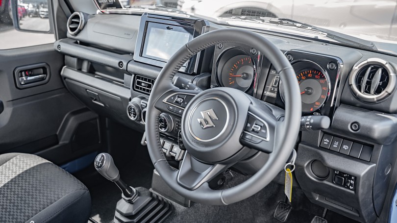 2025 Suzuki Jimny 9