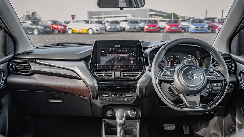 2025 Suzuki FRONX 10