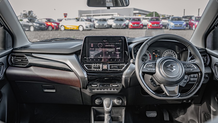 2025 Suzuki FRONX 10